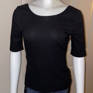 Venus black tee with peep hole bow in back